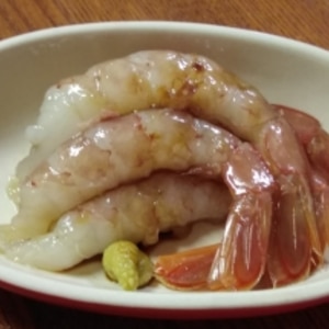 エビの簡単な剥き方 アルゼンチン赤エビの刺身 レシピ 作り方 By 一点集中力 楽天レシピ エビの簡単な剥き方 アルゼンチン赤エビの刺身 レシピ 作り方 By 一点集中力 楽天レシピ